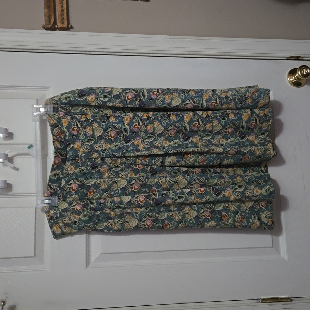 NWT Skirt